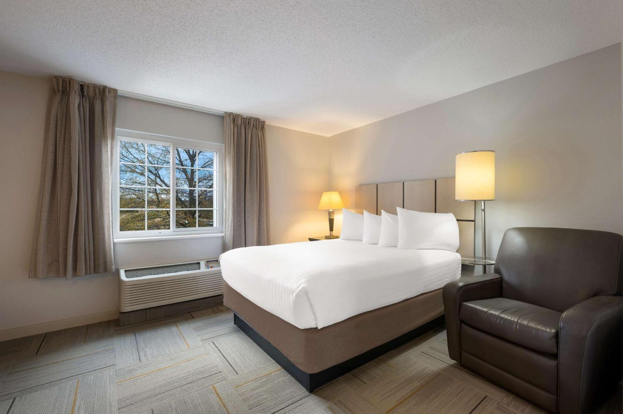 Sonesta Simply Suites Huntsville Research Park מראה חיצוני תמונה