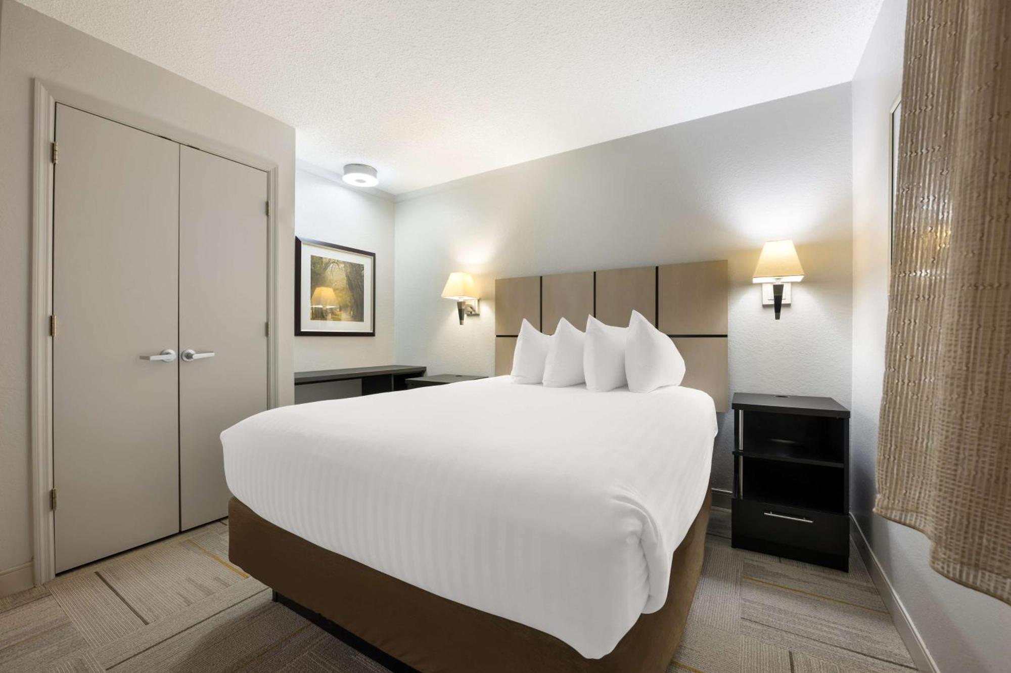 Sonesta Simply Suites Huntsville Research Park מראה חיצוני תמונה